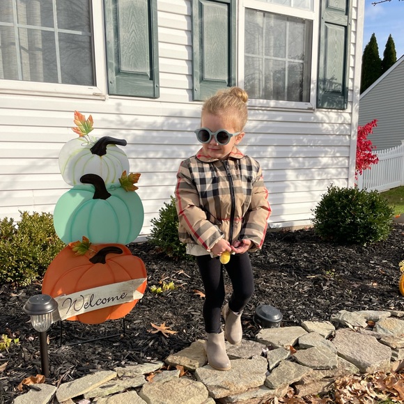 Meet your Posher, Ana - Picture 5 of 6